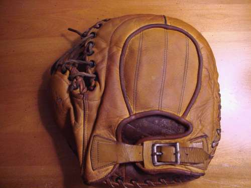 Lou Fonseca Goldsmith LF Back